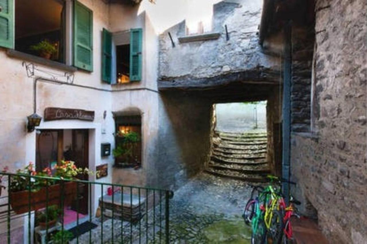 Casa Filomena Bed and Breakfast Faggeto Lario Esterno foto